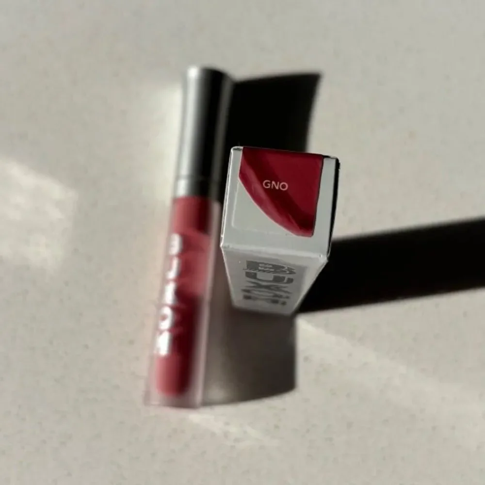 BUXOM FULL-ON™ PLUMPING LIP MATTE - GNO